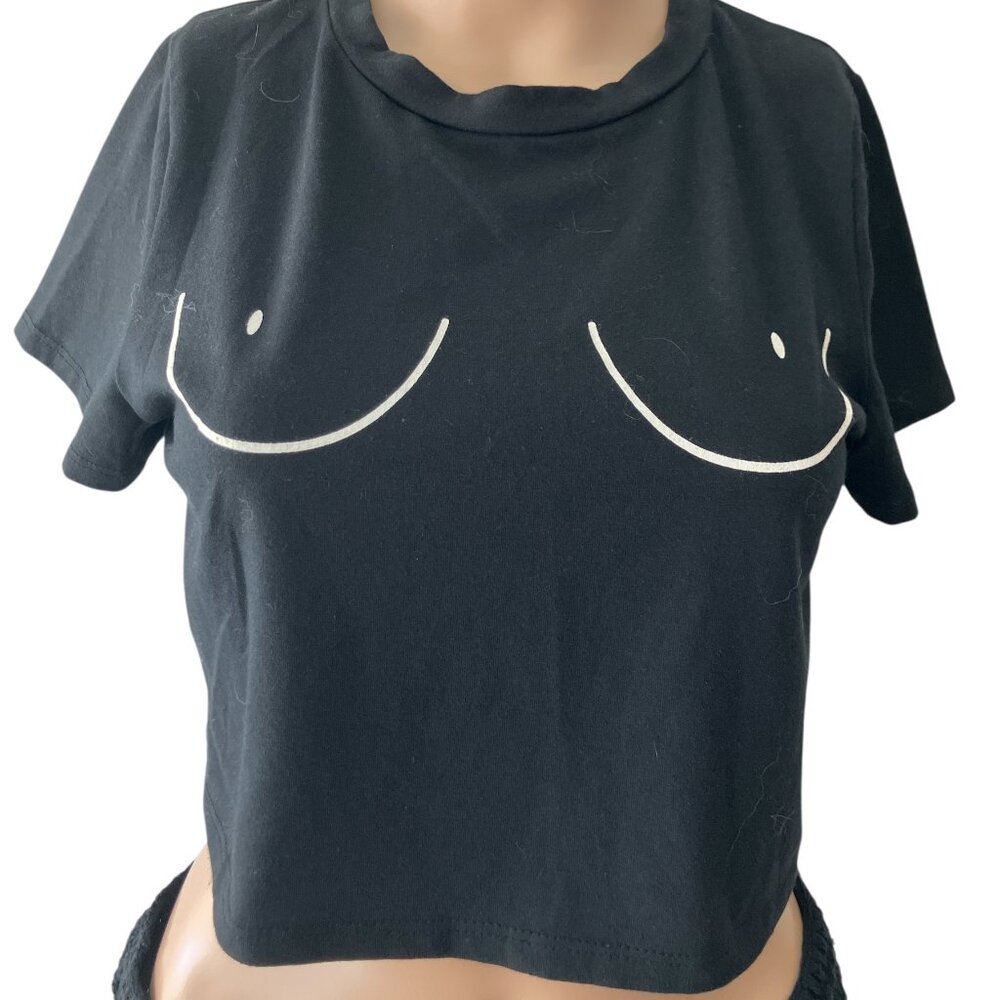 7 Day Wknd Show Me yours Short Sleeve Size XS Cropped T-Shirt